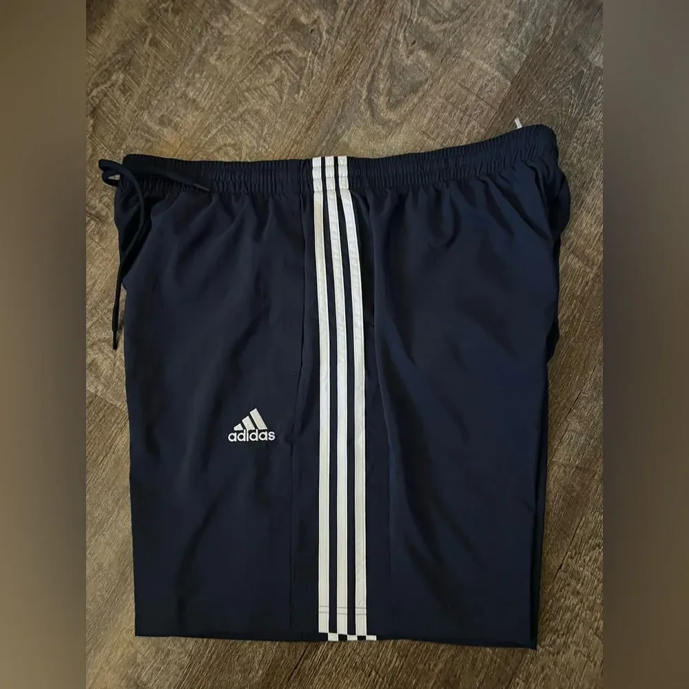 Adidas Men's 3-Stripe Chelsea Multisport Shorts-Size 2XL